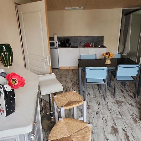 Au Balaway Bed & Breakfast Louey Bagian luar foto